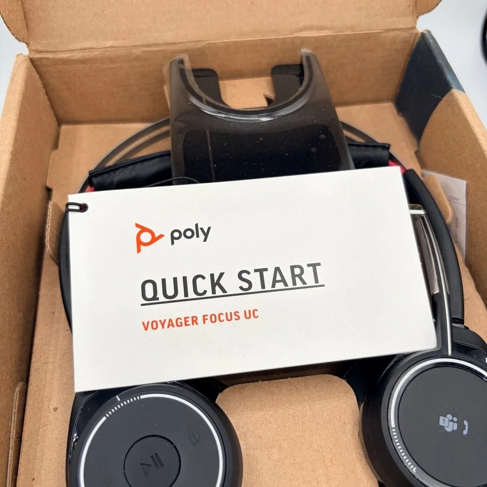 NEW OPEN BOX Plantronics Poly Voyager Focus UC B825 Bluetooth Headset Black READ